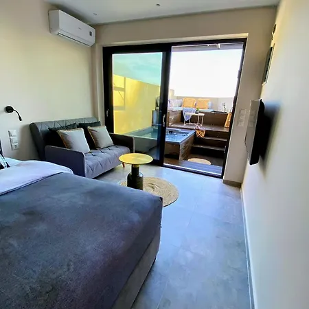 Luxury With A Queens Double Bed Stunning Sea Vews And Private Jacuzzi Апартаменты Мегали-Аммос